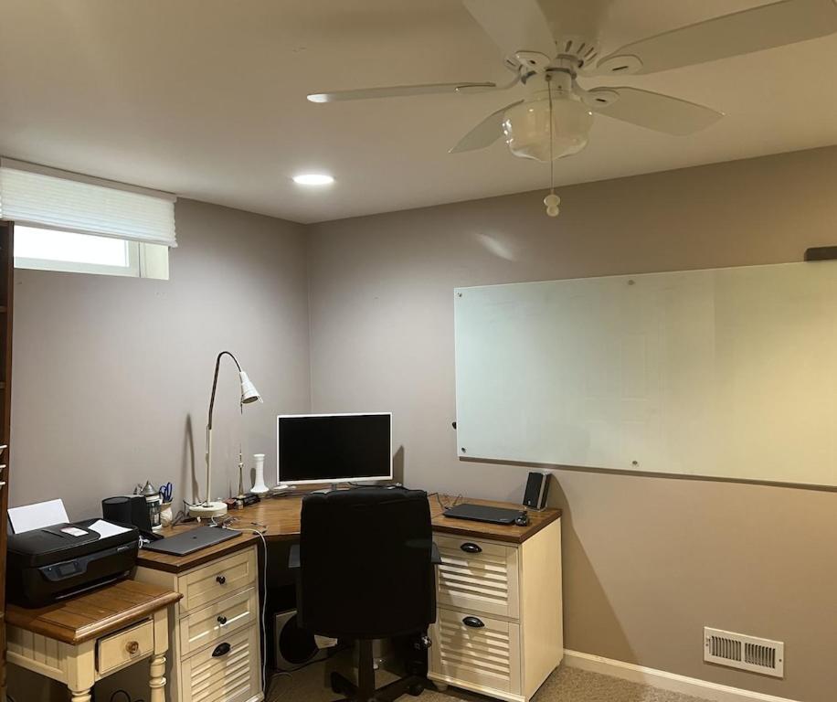 Location! House With Office, Gym, More-cherry Hill